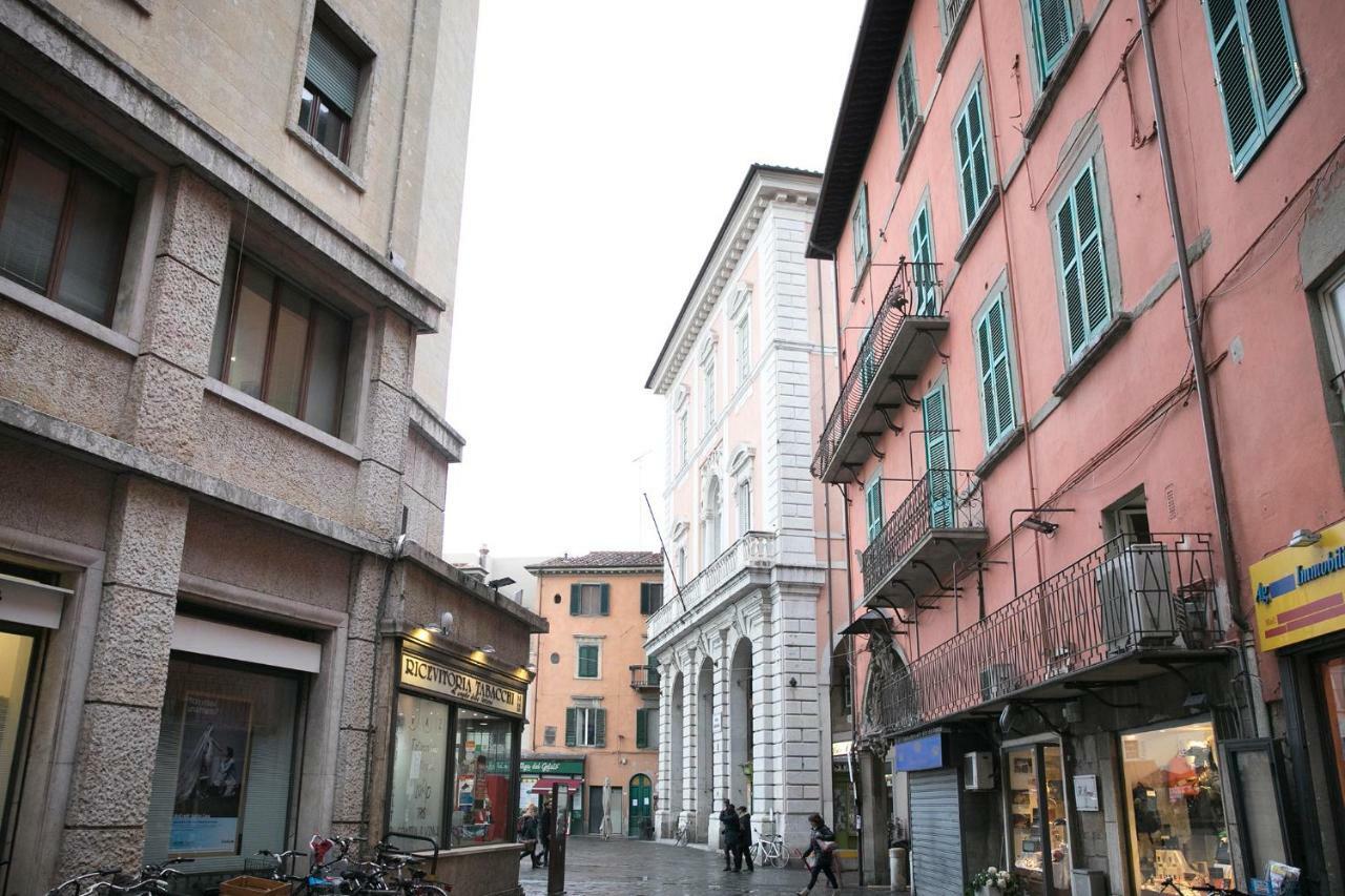 Pampurio Lägenhet Pisa Exteriör bild